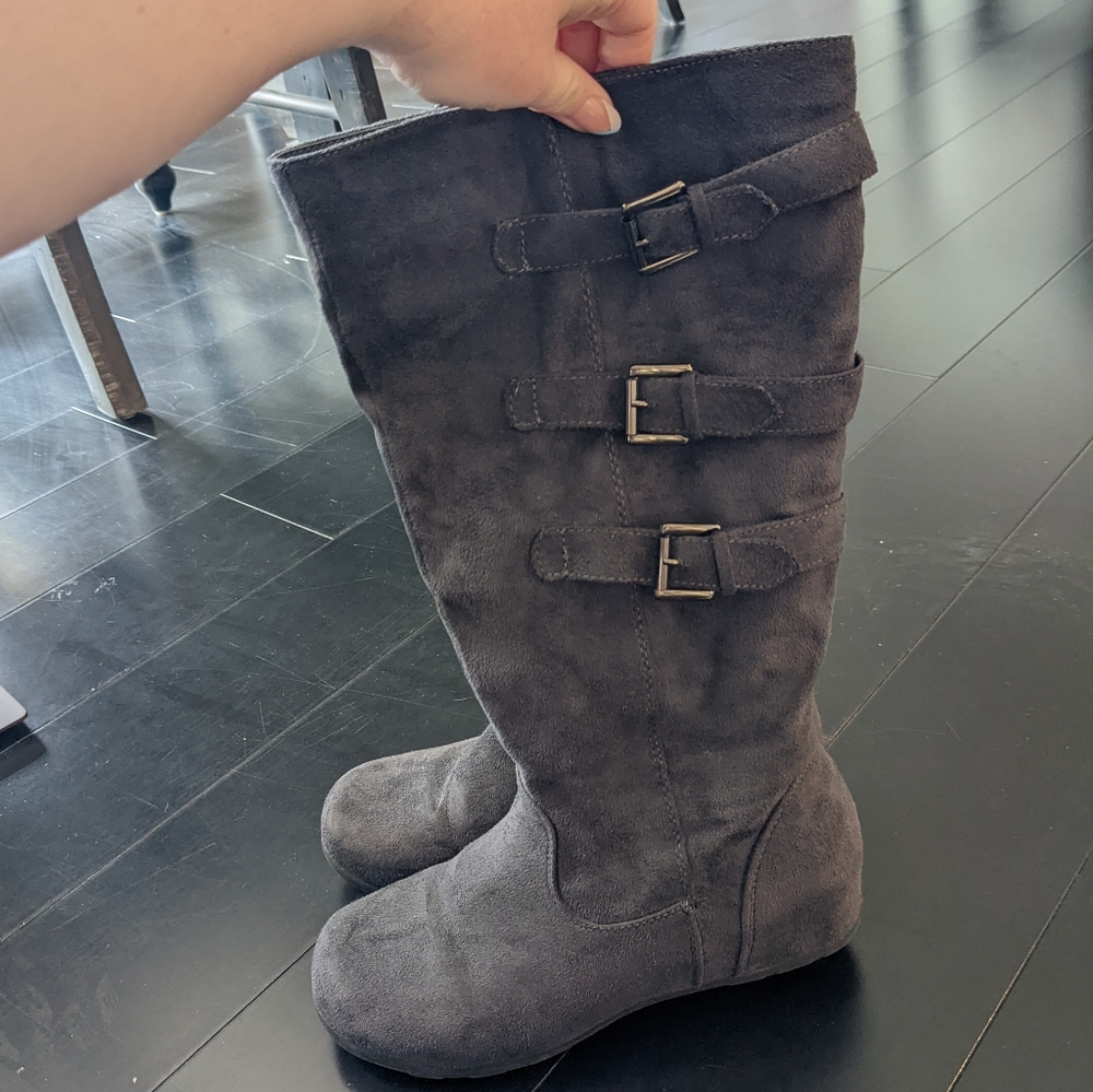 Wanted Grey Boots